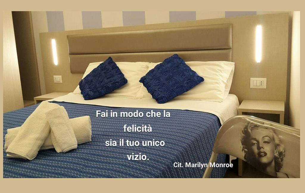 Hotel Arno Misano Adriatico Zewnętrze zdjęcie