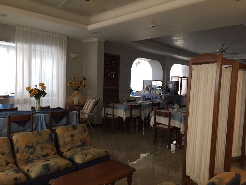 Hotel Arno Misano Adriatico Zewnętrze zdjęcie