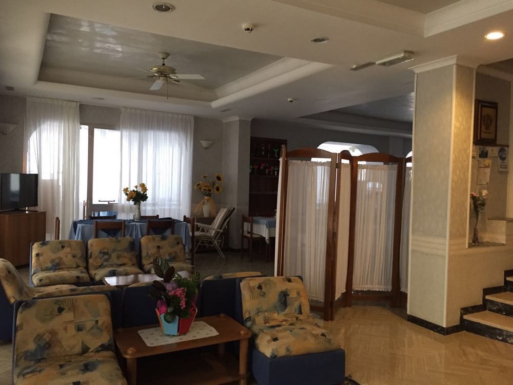 Hotel Arno Misano Adriatico Zewnętrze zdjęcie