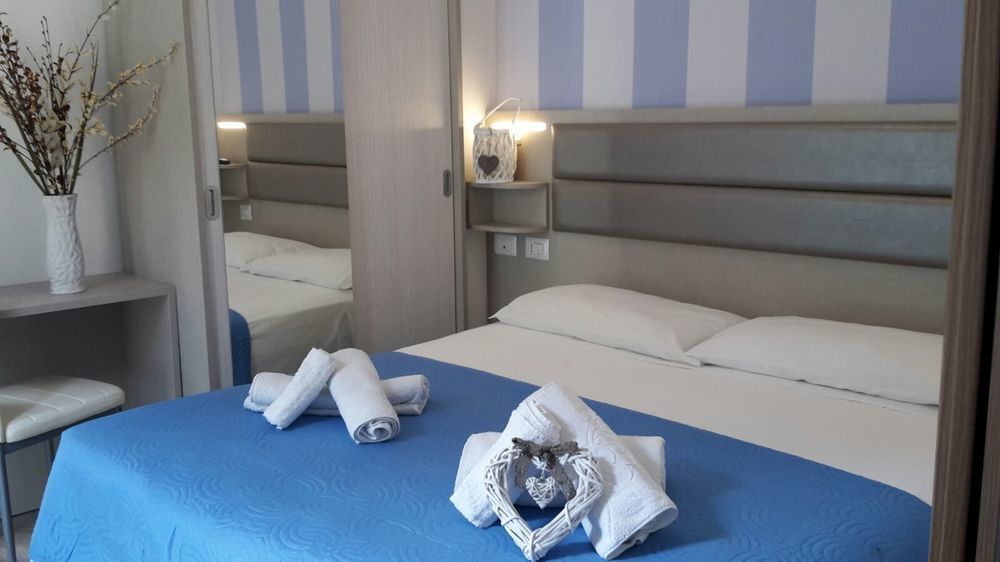 Hotel Arno Misano Adriatico Zewnętrze zdjęcie