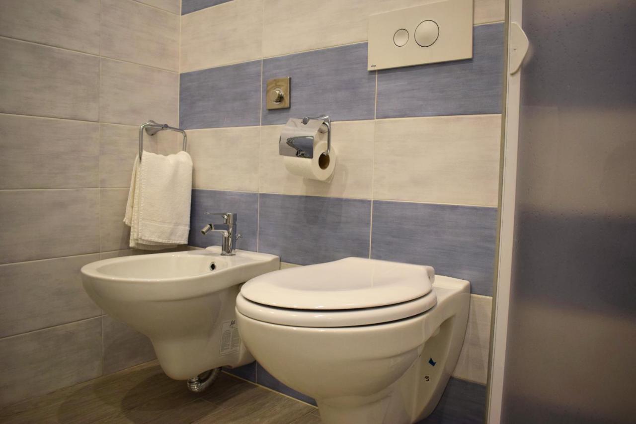 Hotel Arno Misano Adriatico Zewnętrze zdjęcie