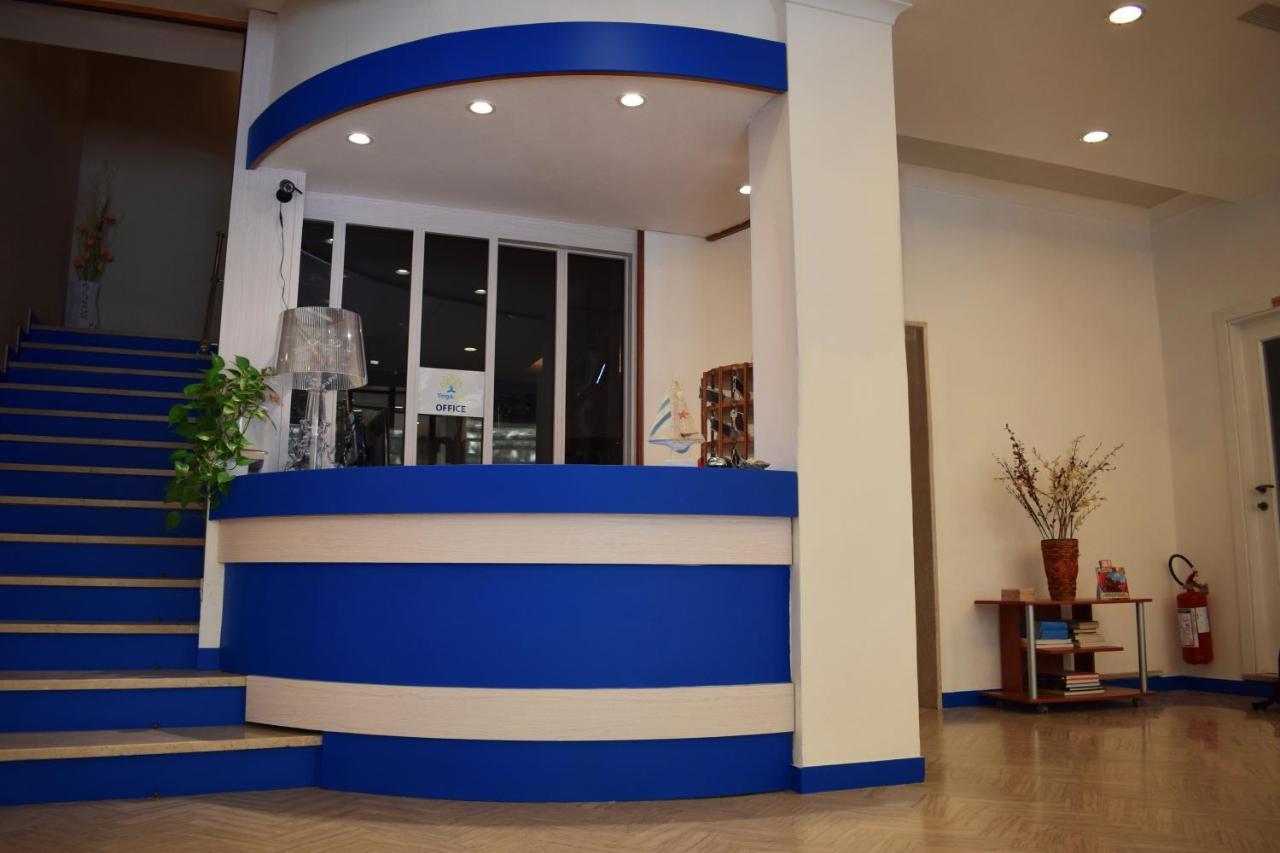 Hotel Arno Misano Adriatico Zewnętrze zdjęcie
